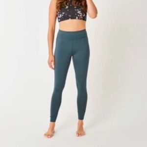 Carve Designs Saluda Tight, eden green, size small